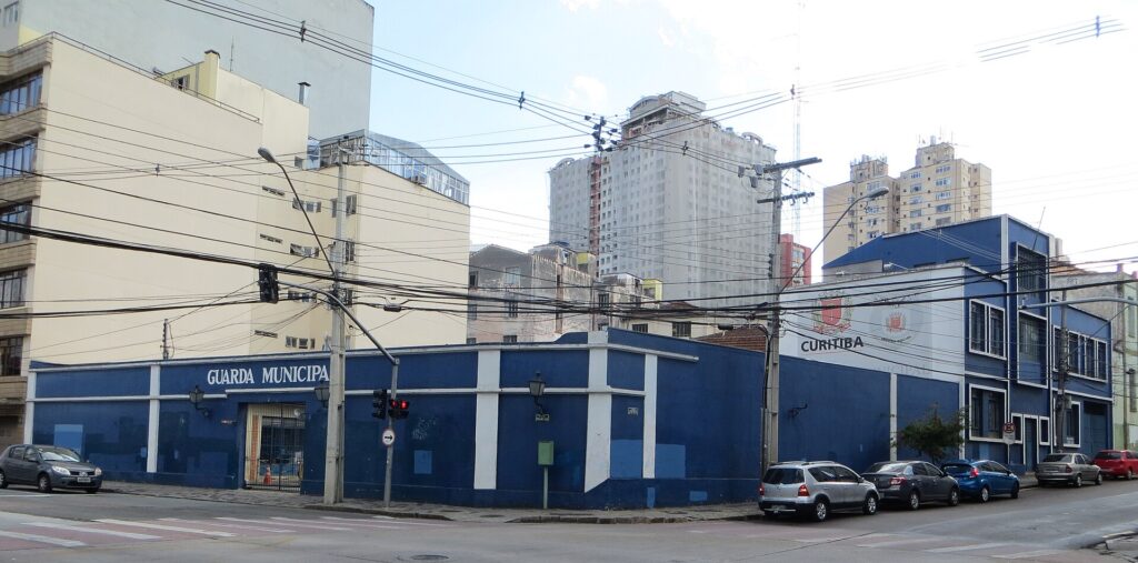 Guarda Municipal de Curitiba no Centro da cidade